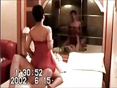 Korejski milf vara muž sa bijelim momkom