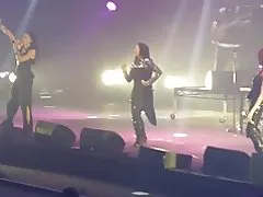 Zrela ebanovine dame koliko visoke čizme en vogue drži živjeti