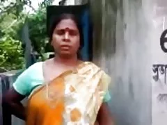 Bangladeshi tetka